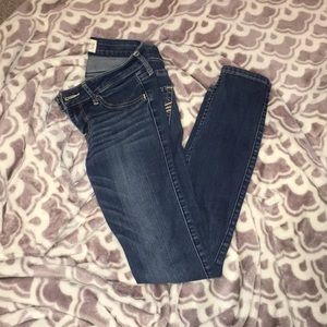 Hollister Super Skinny Jeans (Size 24)